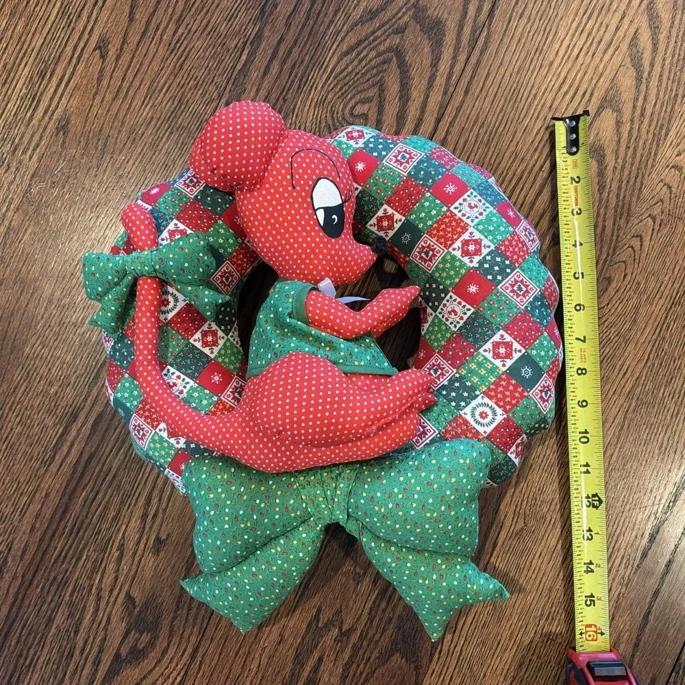 Vintage Handmade CHRISTMAS MOUSE Wreath KITSCHY‎ Fabric Stuffed Plush - EUC